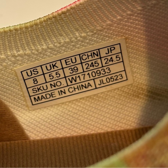 UIN Women's Cat Print Slip-On Shoes - Multicolor - Picture 7 of 11